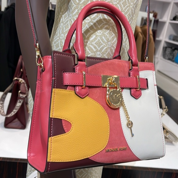 MICHAEL KORS Hamilton Small Two-Tone Satchel
COLOR LIGHT BERRY SHERBET MULTI
NWT - Picture 13 of 16